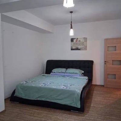 Аренда комфортных 2-комнатных апартаментов с гардеробной, 62 м², Констанца, Румыния